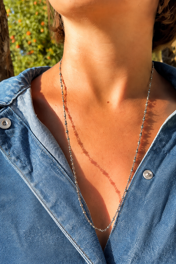 En collier